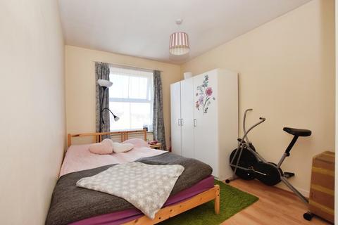 2 bedroom apartment to rent, Daimler Green, Coventry
