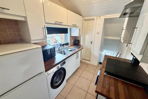 2 bedroom flat for sale, South View Terrace, Houghton Le Spring DH4