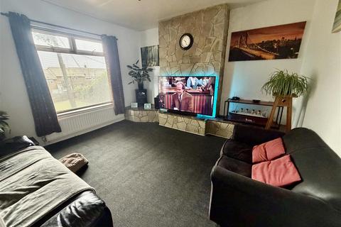 2 bedroom flat for sale, South View Terrace, Houghton Le Spring DH4
