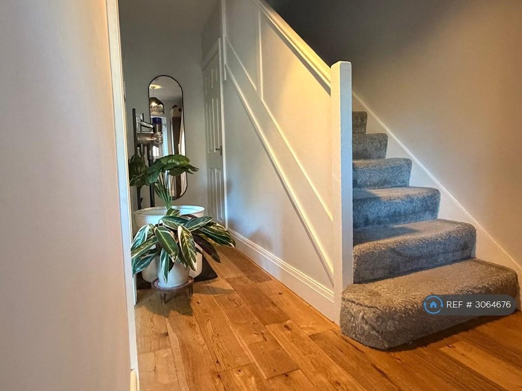 House in Leeds - View 2
