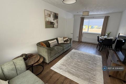 3 bedroom terraced house to rent, Baird Hill, Glasgow, G75
