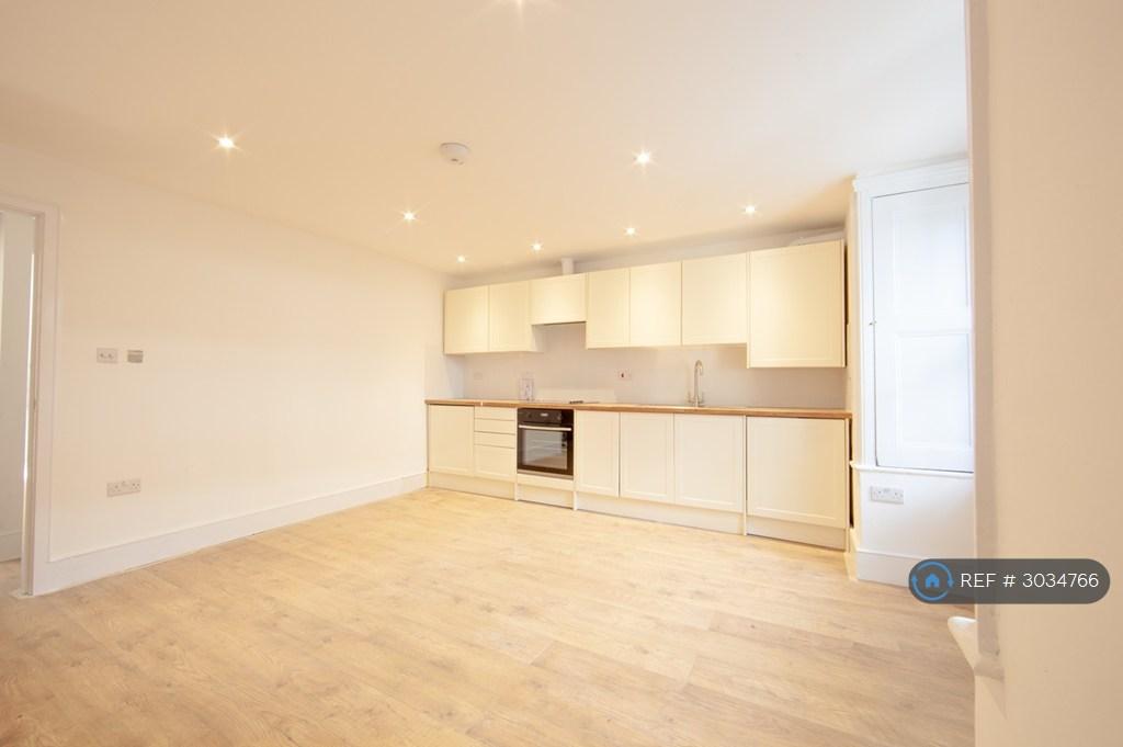 Apartment in London - View 2