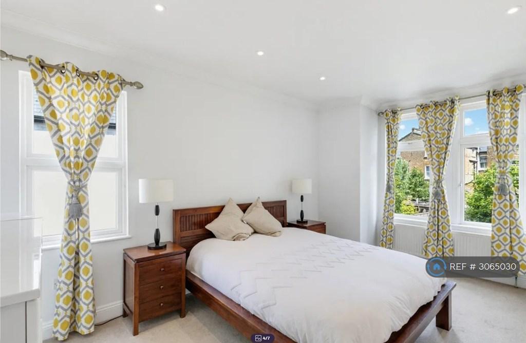 Apartment in London - View 4