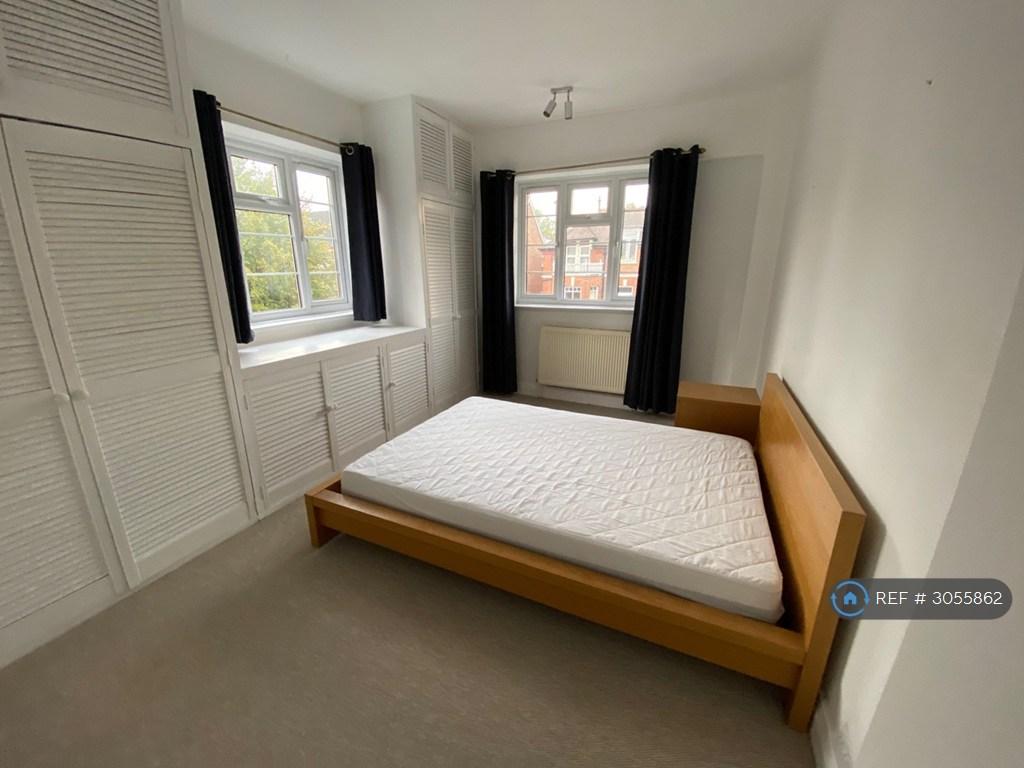 Apartment in London - View 3