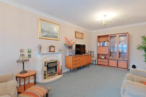 2 bedroom apartment for sale, Weavers Court, Hamilton