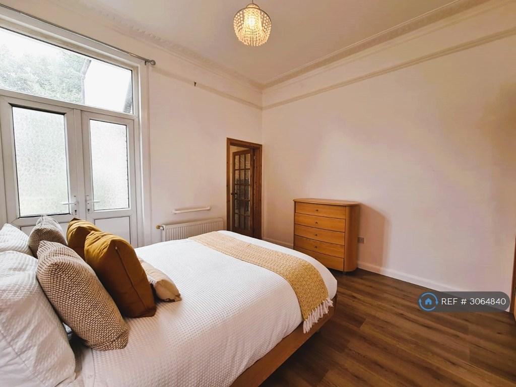 Apartment in London - View 5