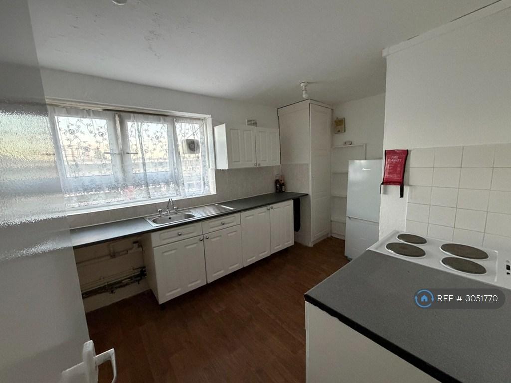 Apartment in London - More