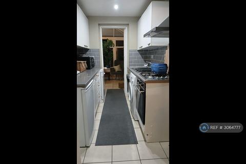 2 bedroom semi-detached house to rent, Old Lane, Stoke-On-Trent, ST6
