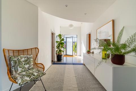 3 bedroom detached house for sale, Central Glastonbury