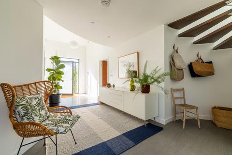 3 bedroom detached house for sale, Central Glastonbury