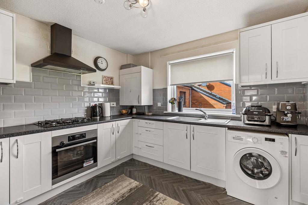 Apartment in Glasgow - More