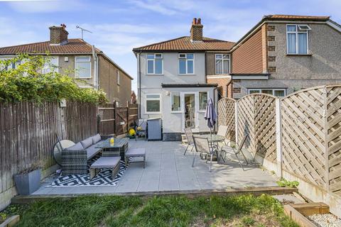 3 bedroom semi-detached house for sale, Tredegar Road, Wilmington