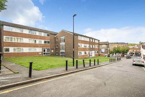1 bedroom apartment to rent, Arundel House, Heathfield Road, Croydon