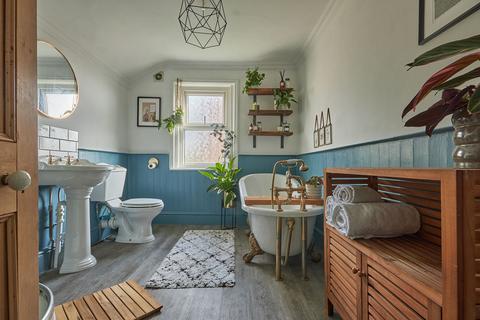 2 bedroom terraced house for sale, Commins Road, Exeter