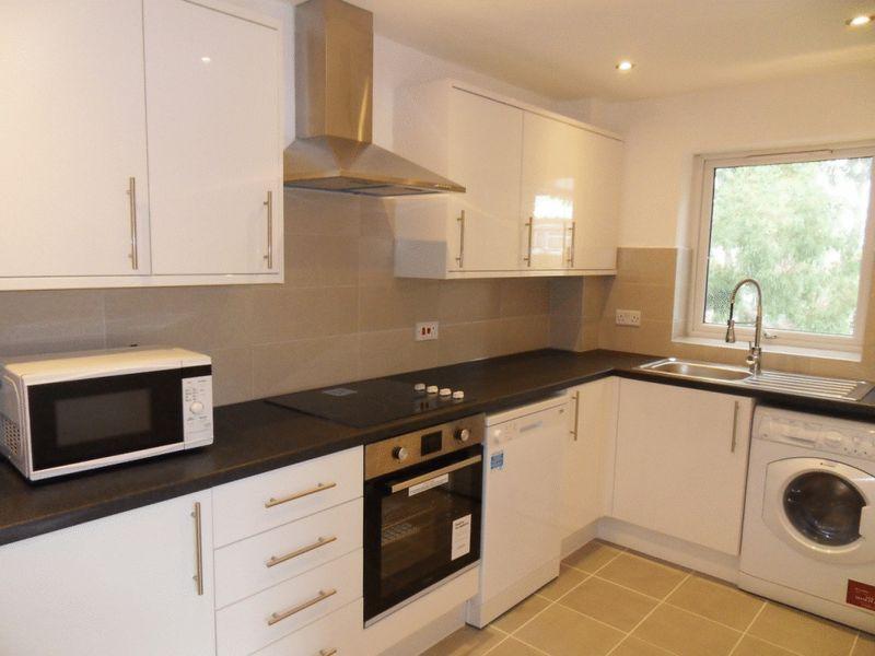 Apartment in Harrow - View 2
