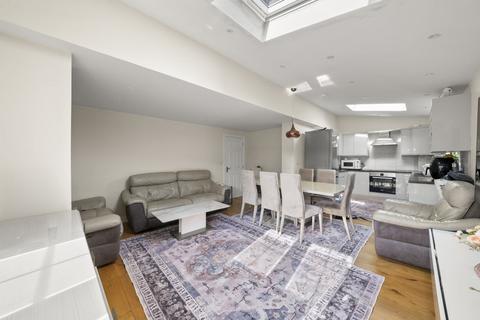 3 bedroom maisonette for sale, Newbury Close, Northolt