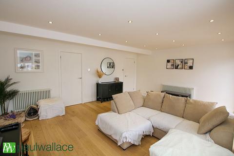 3 bedroom semi-detached house for sale, 28 Moorhurst Avenue Goffs Oak