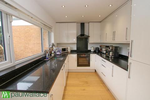 3 bedroom semi-detached house for sale, 28 Moorhurst Avenue Goffs Oak