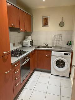 2 bedroom flat to rent, Sail Court, 15 Newport Avenue, East India Quay, London, E14 2DQ