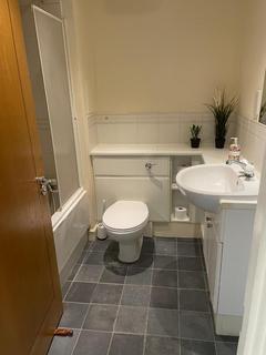 2 bedroom flat to rent, Sail Court, 15 Newport Avenue, East India Quay, London, E14 2DQ
