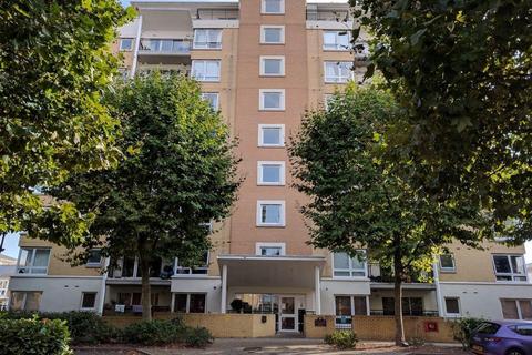 2 bedroom flat to rent, Adventurers Court, 12 Newport Avenue, East India Dock, London, E14 2DN