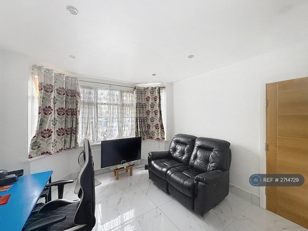 House in London - View 5