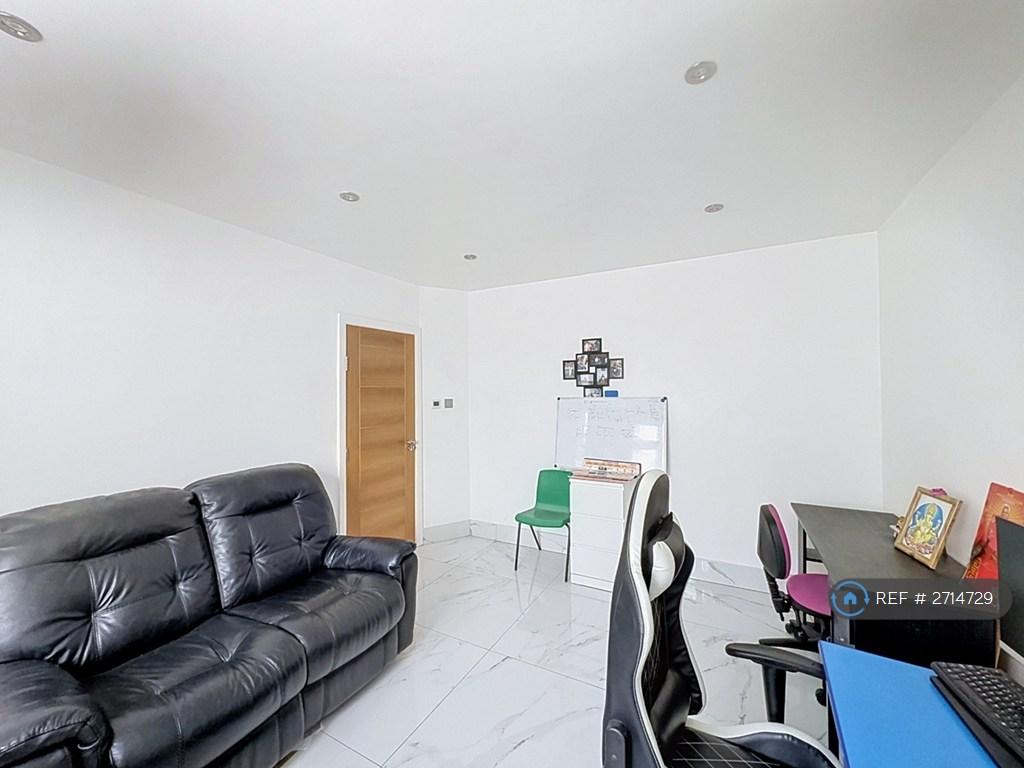 House in London - More