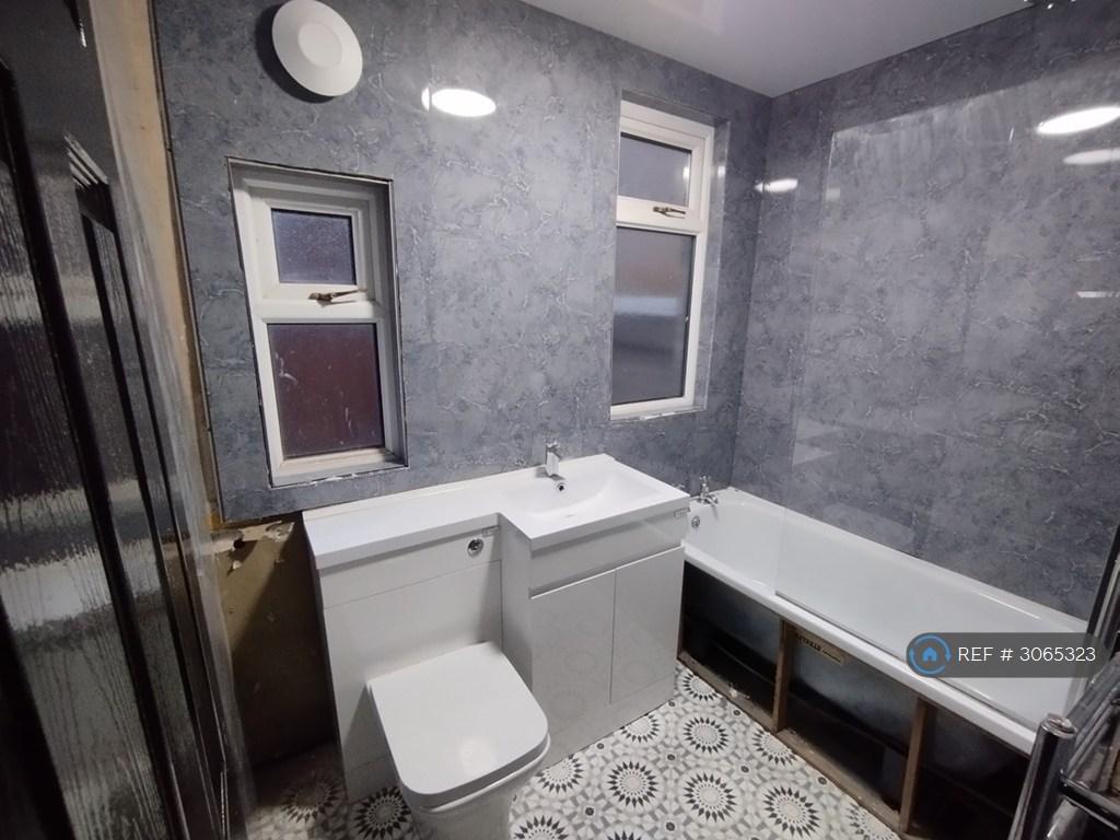 House in Bootle - View 3