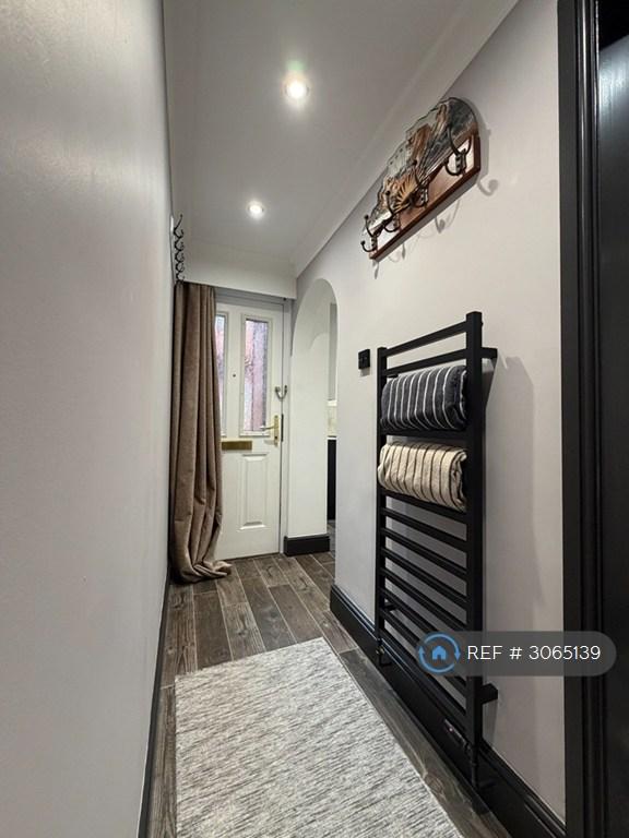 Apartment in Manchester - View 4