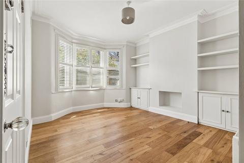 2 bedroom apartment to rent, Crusoe Road, Mitcham CR4