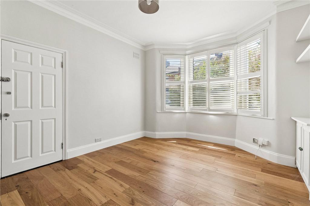 Apartment in Mitcham - View 3