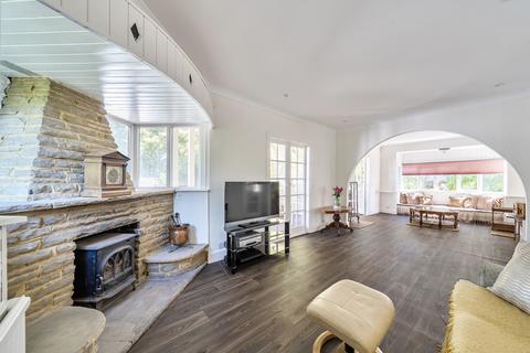 3 bedroom detached house for sale, Parke Road, Sunbury-on-Thames, Surrey