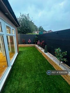 2 bedroom flat to rent, Hospital Lane, Canterbury, CT1