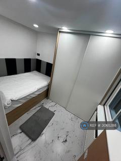2 bedroom flat to rent, Hospital Lane, Canterbury, CT1