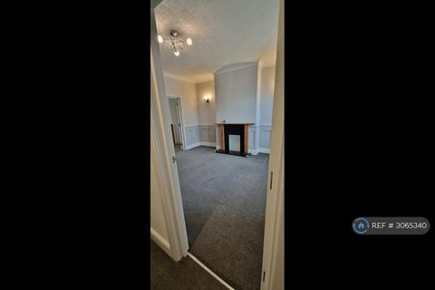 4 bedroom terraced house to rent, Bushey Road, Hayes, UB3