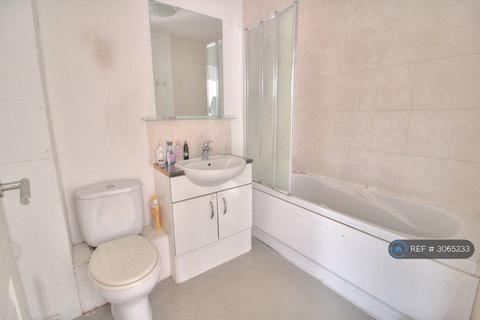 2 bedroom flat to rent, Sobraon Heights, Lincoln, LN1