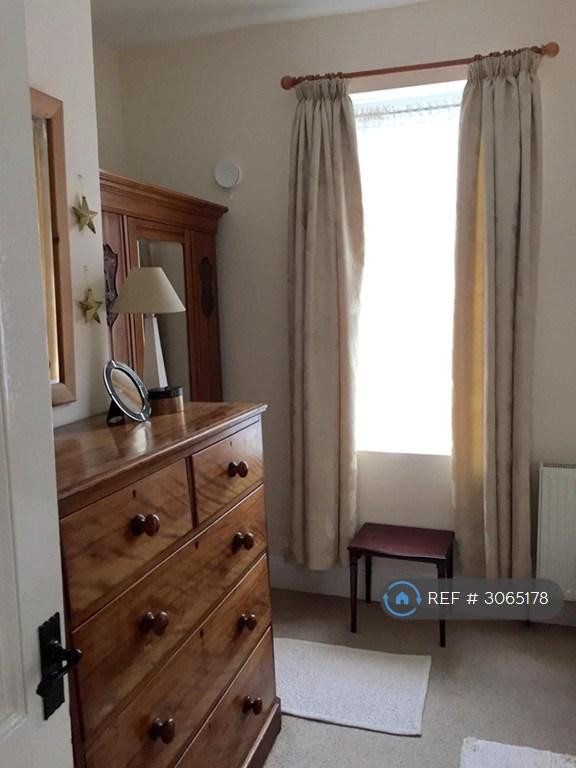 Apartment in Newcastle Upon Tyne - More