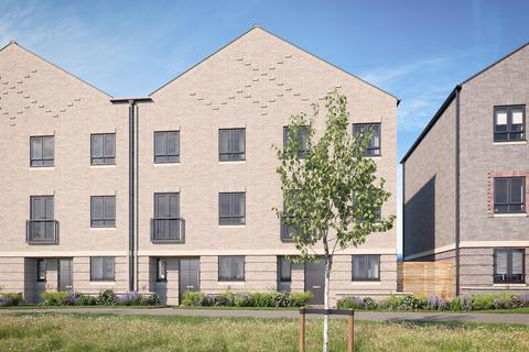 3 bedroom terraced house for sale, The Goudhurst at Castle Grange, Whitecliff, Eastern Quarry DA10