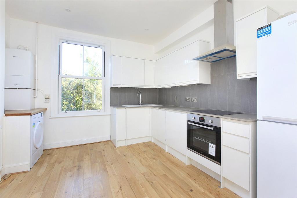 Apartment in London - View 3