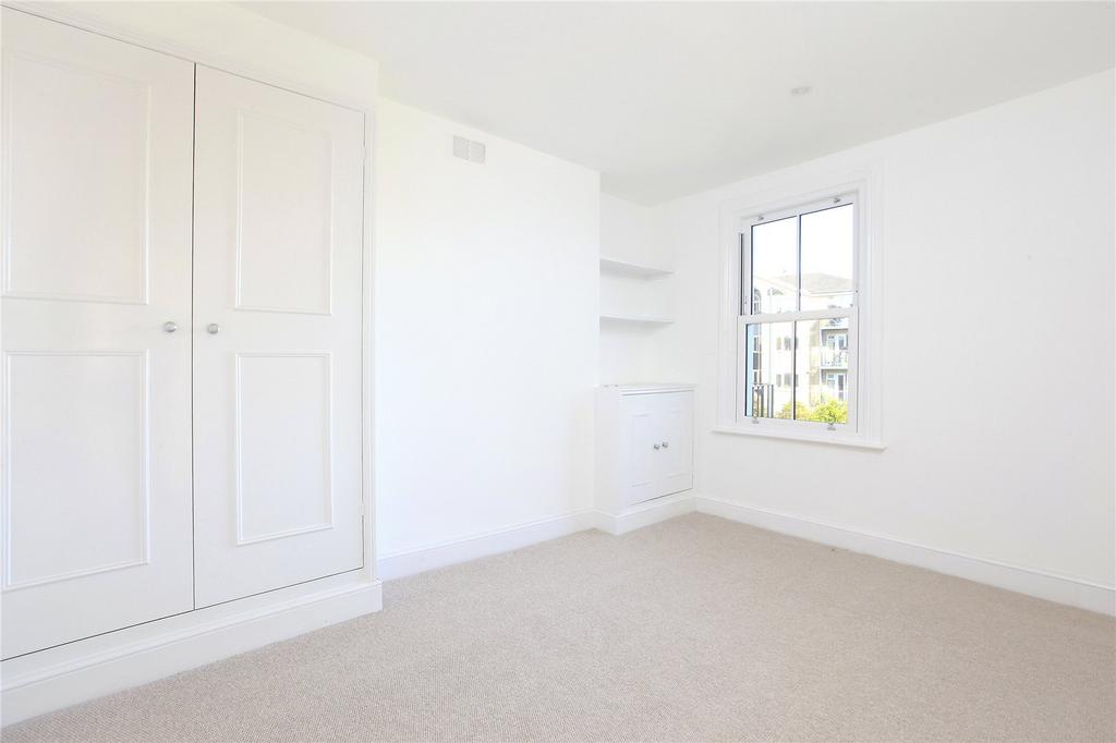 Apartment in London - View 4