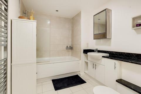 1 bedroom flat for sale, Sienna Alto, 2 Cornmill Lane, Lewisham, London, SE13