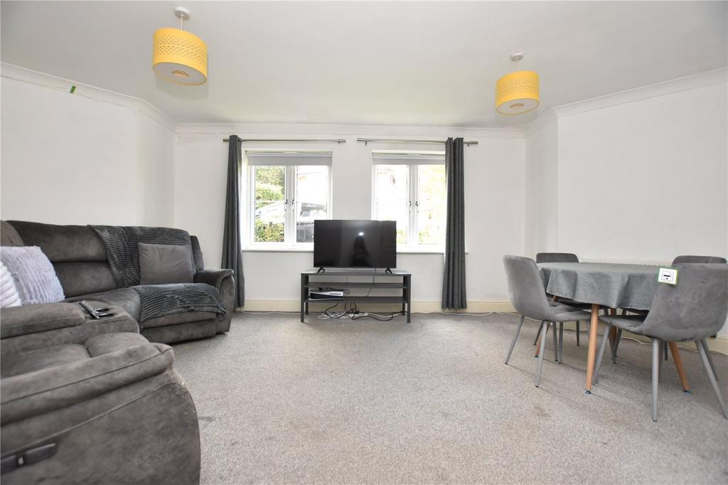 Apartment in Leeds - View 3