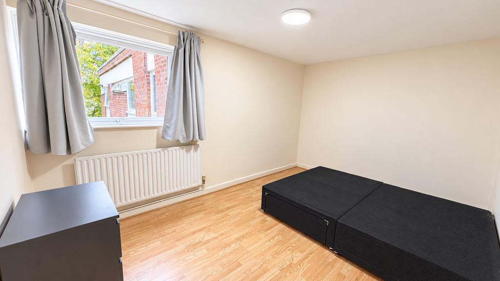 Apartment in Birmingham - View 2