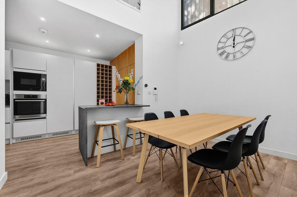 Apartment in London - View 2