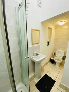 2 bedroom flat to rent, 36 Clarendon Road, Leeds LS2