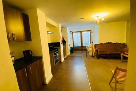 2 bedroom flat to rent, 36 Clarendon Road, Leeds LS2