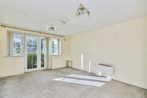 2 bedroom flat for sale, Holyhead Road, Wednesbury, WS10
