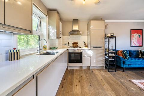 1 bedroom flat for sale, Salisbury Place, London SW9