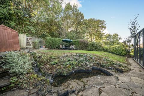 3 bedroom detached house for sale, Warren Gardens, Orpington