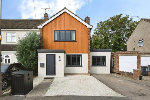 3 bedroom end of terrace house for sale, Lichfield Way, Broxbourne